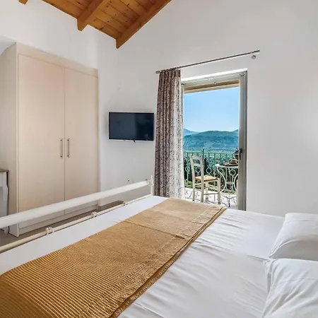 Villa Ira Lefkas *